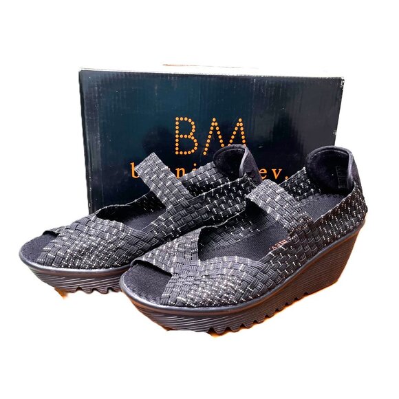 Women's BM Bernie Mev Black and Silver Wedges sz 7.5 NIB - Picture 2 of 5